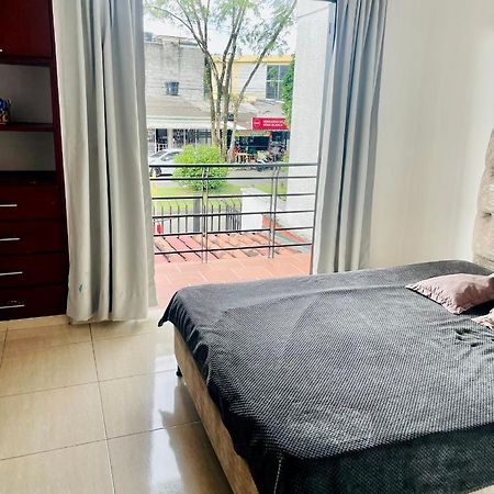 Hostal Roma Villavicencio Buitenkant foto
