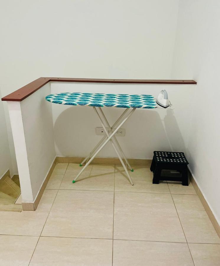 Hostal Roma Villavicencio Buitenkant foto